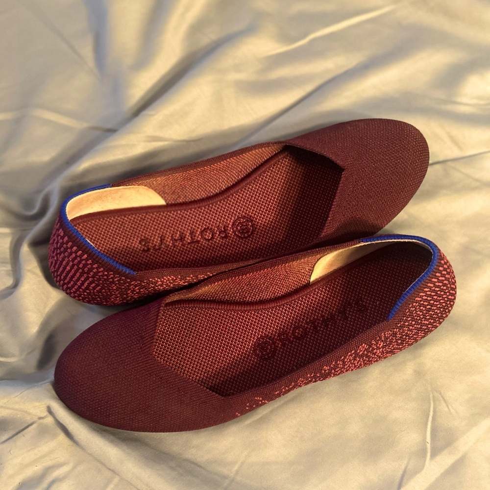 Rothy Women’s Pointed Flat 8.5
